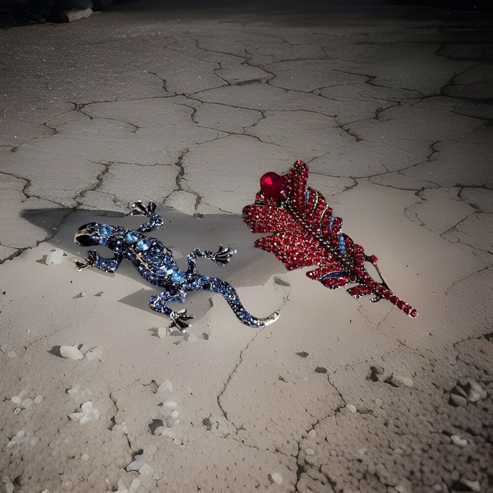 Lot 2 Rhinestone Brooches Red Leaf Feather Pave Blue Lizard Gecko Figural